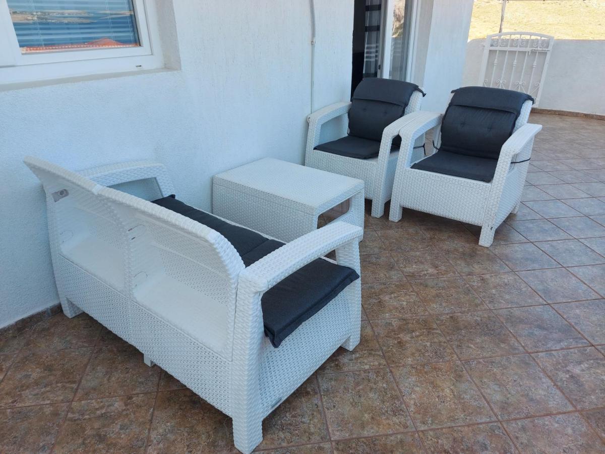 Lara & Vito Apartman Metajna Kültér fotó