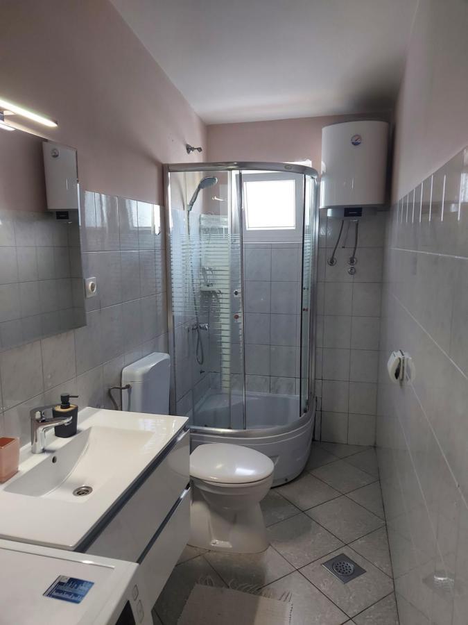 Lara & Vito Apartman Metajna Kültér fotó